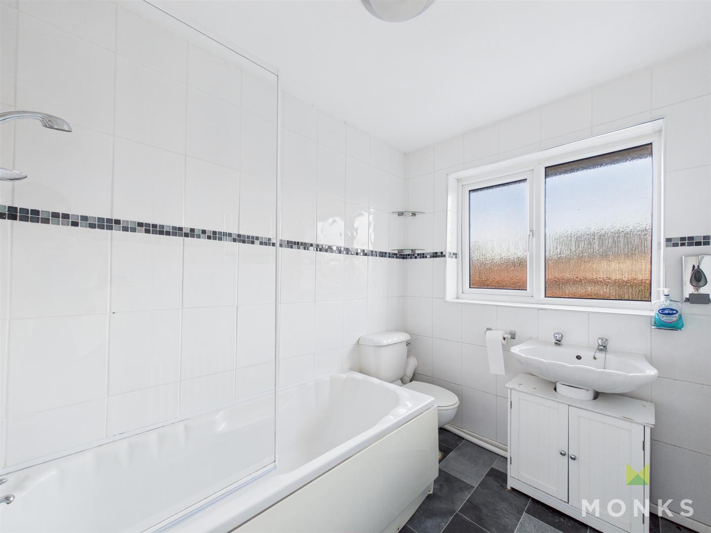 4 Baytree Avenue, Oswestry, SY11 3QA SSTC